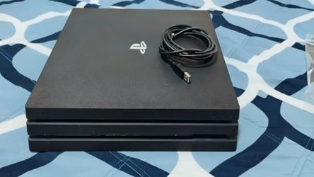 PS4 PRO