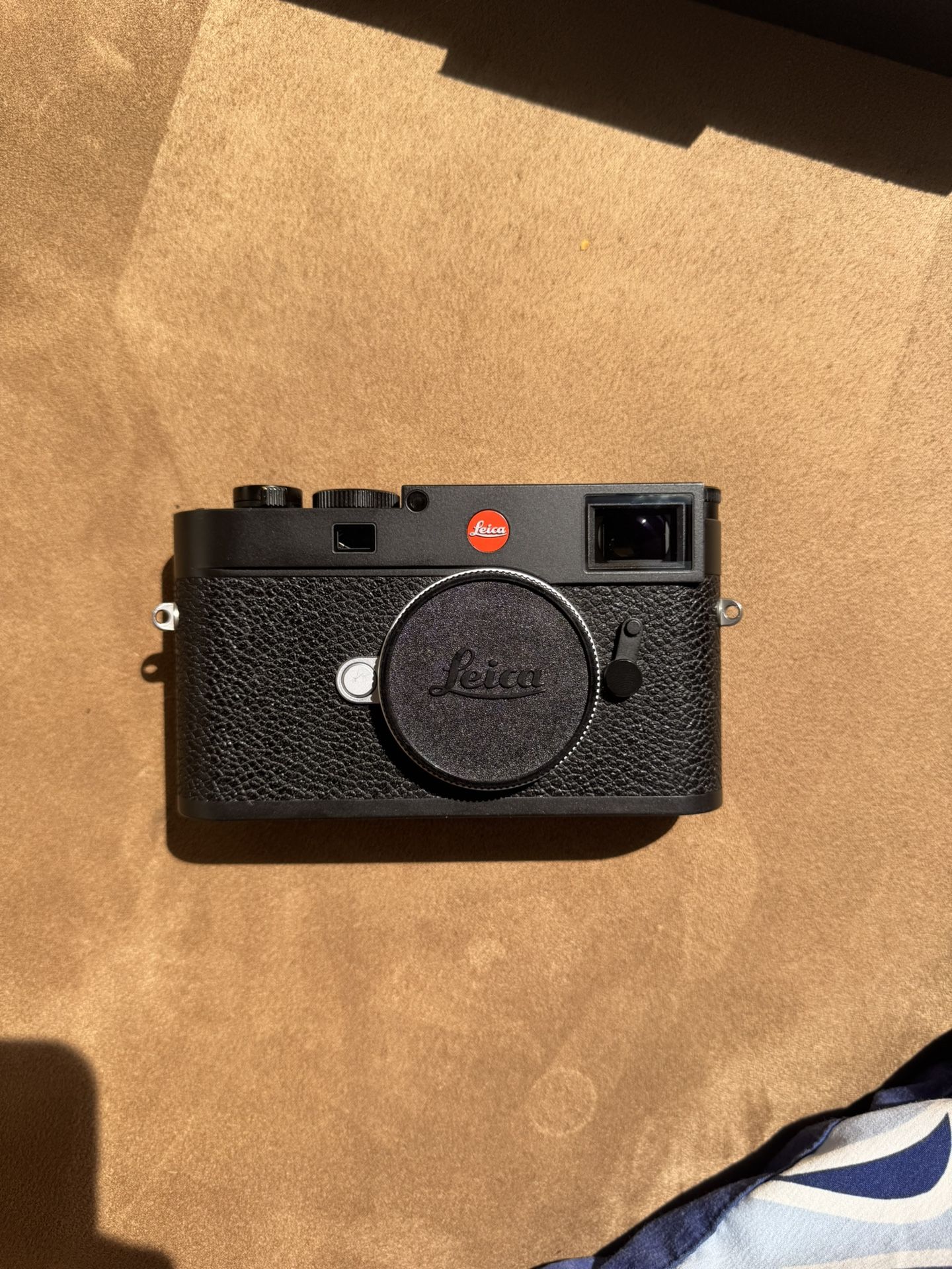 Leica M11 + Leather Case