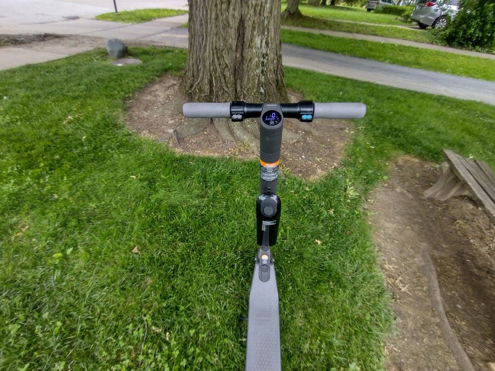NineBot Kick scooter E2