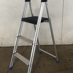 Kobalt 3-step Lightweight Ladder