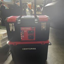 Craftsman Rolling Tool Box