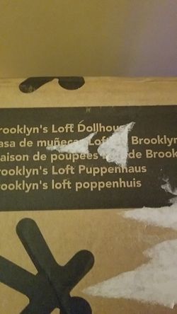 Girls sizes 7/8 &10.11 pieces of gently used clothing