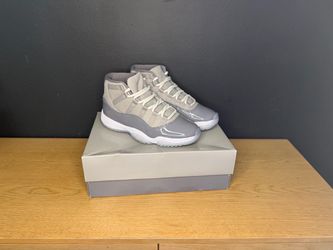 Air Jordan retro 11 Cool Grey Sneakers 7.5