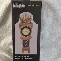 Disney THE HAUNTED MANSION “GLOW-IN-THE-DARK “ Resin Table Clock 16” 