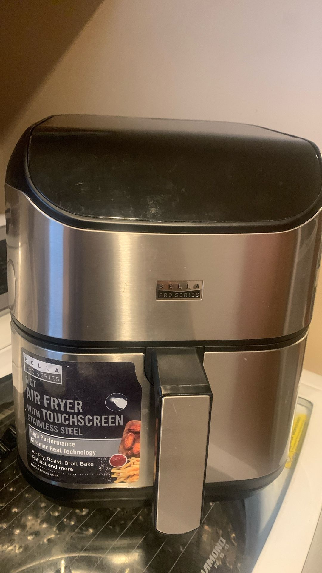 BELLA PRO SERIES 6 QT AIRFARE WITH TOUCH SCREEN STAINLESS STEEL