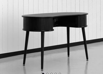 Work desk
