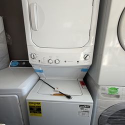 🔥 Kenmore Front Load Washer – $400 🔥