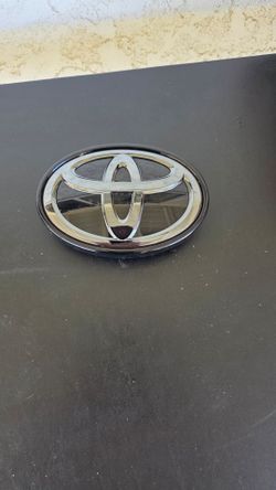 Tacoma light up grill emblem