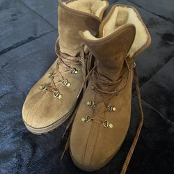 UGG Birch Lace Up Woman’s Boots