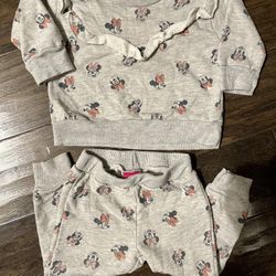 Minnie Mouse Baby Girl Sweater With Matching Sweats Size 12 Months