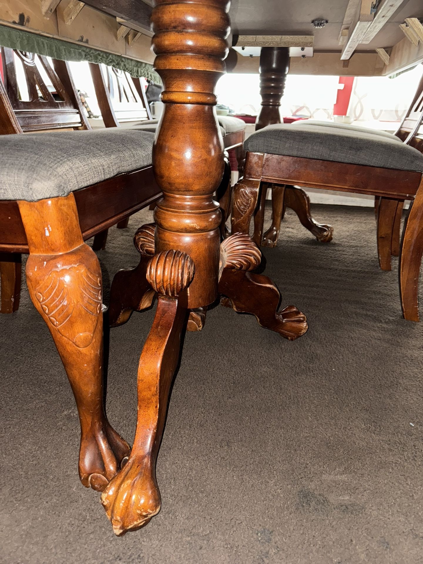 Dinning Table