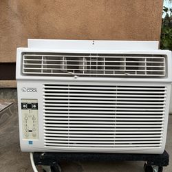 Window Air Conditioner, Commercial Cool brand, 10,00 BTU. Dimensions are 19” W x 14.5” H