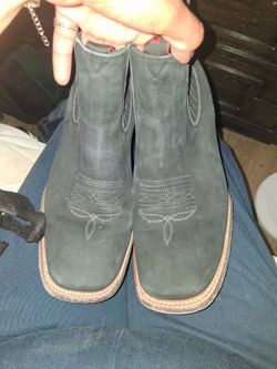 Vaceros black boots