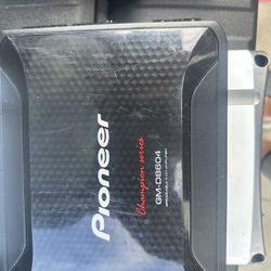 Pioneer 4 Channel Amplifier
