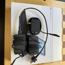 Microsoft Surface Pro 7 Chargers