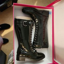 Boots Brand New