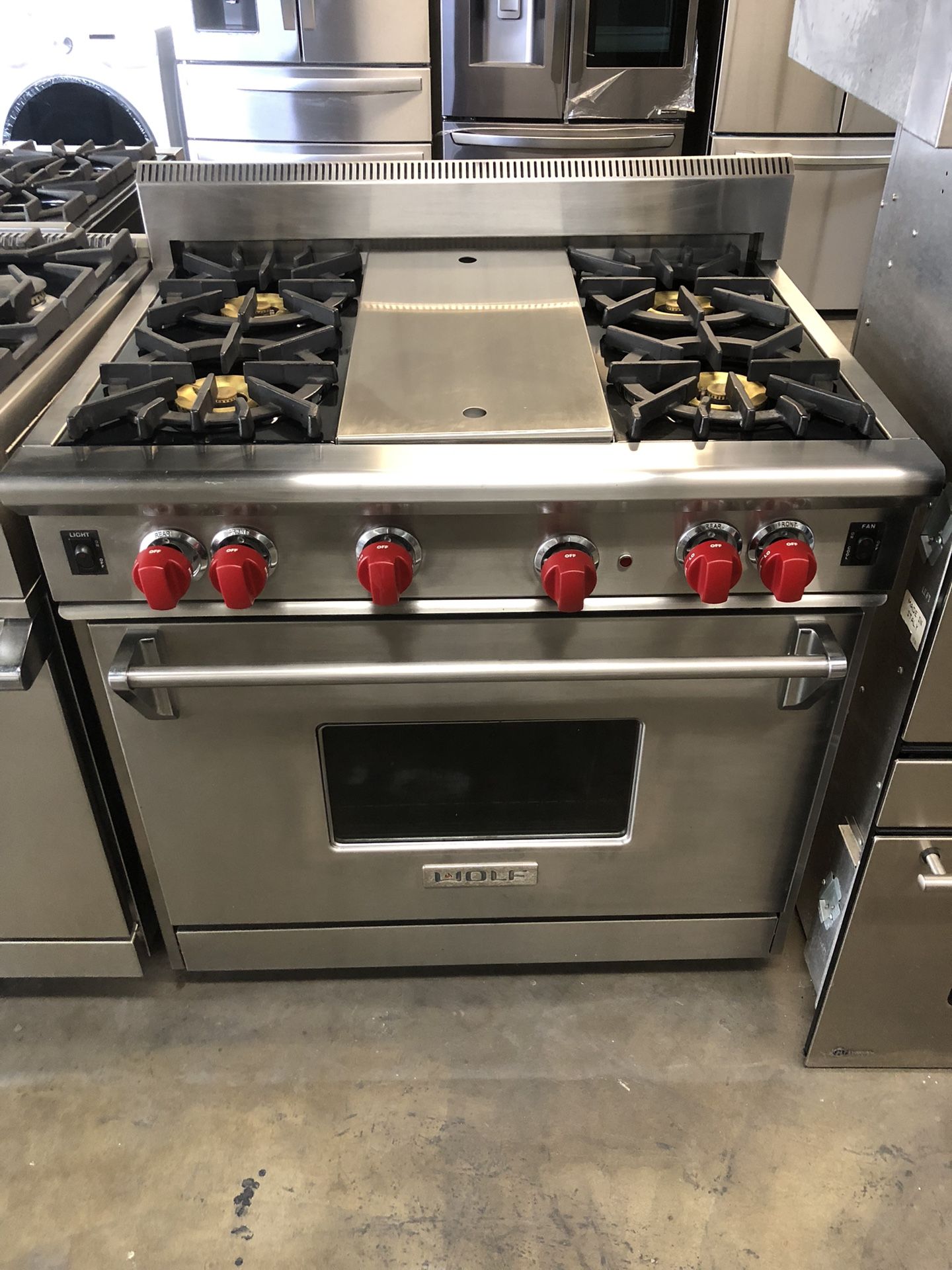 Wolf 36” Stainless Steel Gas Range Stove