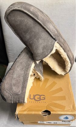 UGG Ascot Suede Slippers Mens Size 13 Complete OG Box Excellent Condition