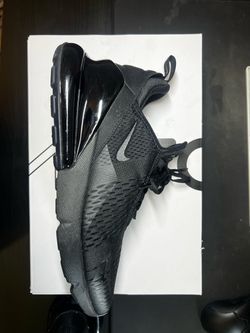 Nike Air Max 270 Black Sneaker Size 11 Mens