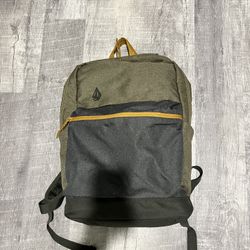 Volcom bookbag backpack 23L brand new