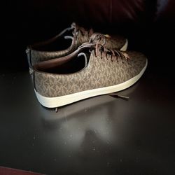 Micheal Kors Sneakers 8.5 Women $50