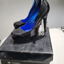 Andrea Heels