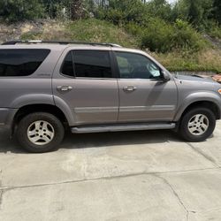2002 Toyota Sequoia