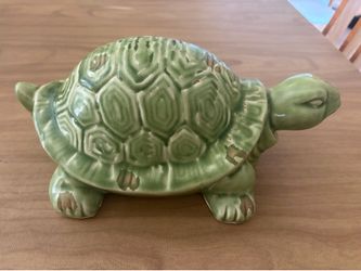 Green Ceramic Turtle Figurine Yard/Garden Decor
