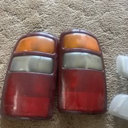 Tahoe Headlight And Backlights 2003 