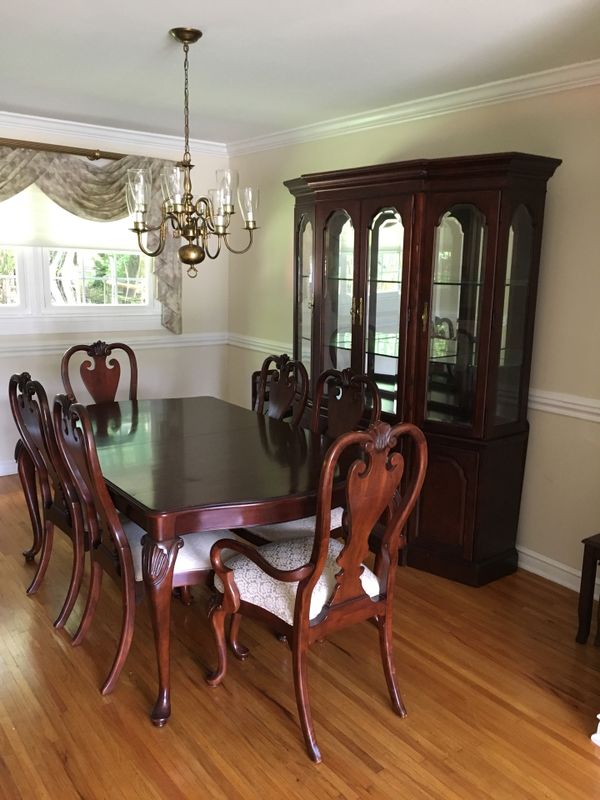 https://images.offerup.com/TZdSHHDOClIOLGU44Gtsxq9-a0s=/600x800/4a6e/4a6e8136a8564415973304a444e1ed74.jpg