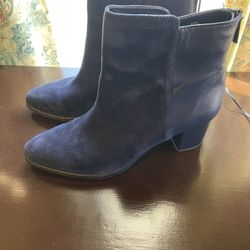 Navy Blue Suede And Leather Boots, Excellent Condition, Hardly Worn. Size 8and A Half Medium . Size 8