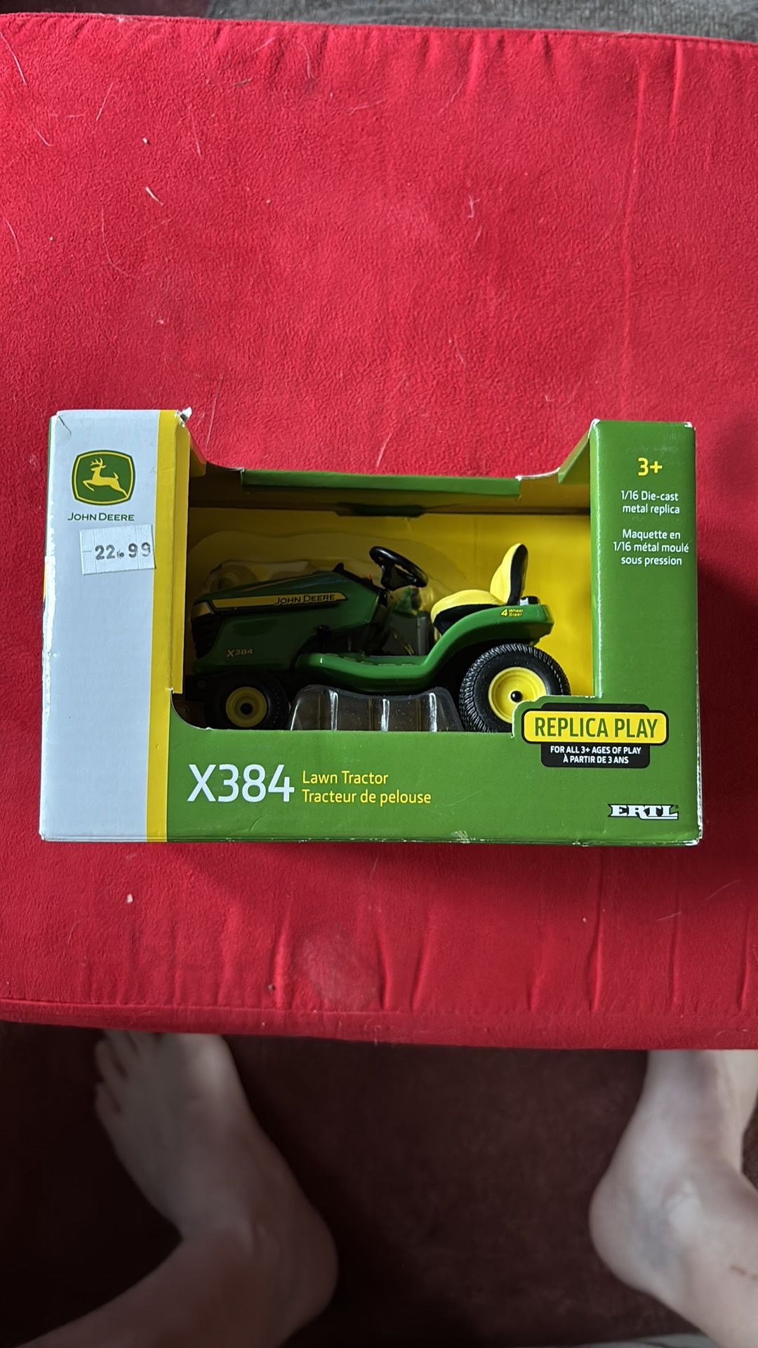 John Deere X384 Lawn Tractor. By Ertl. 1/16 Die Cast Replica Tractor. New