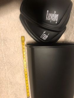 2 Plastic kitchen trash can 2 for $15