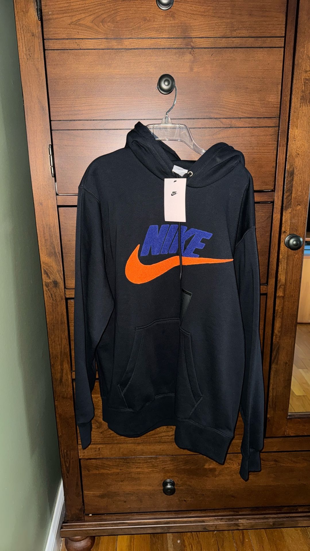 Brand New Nike Hooded Sweatshirt - Hoodie