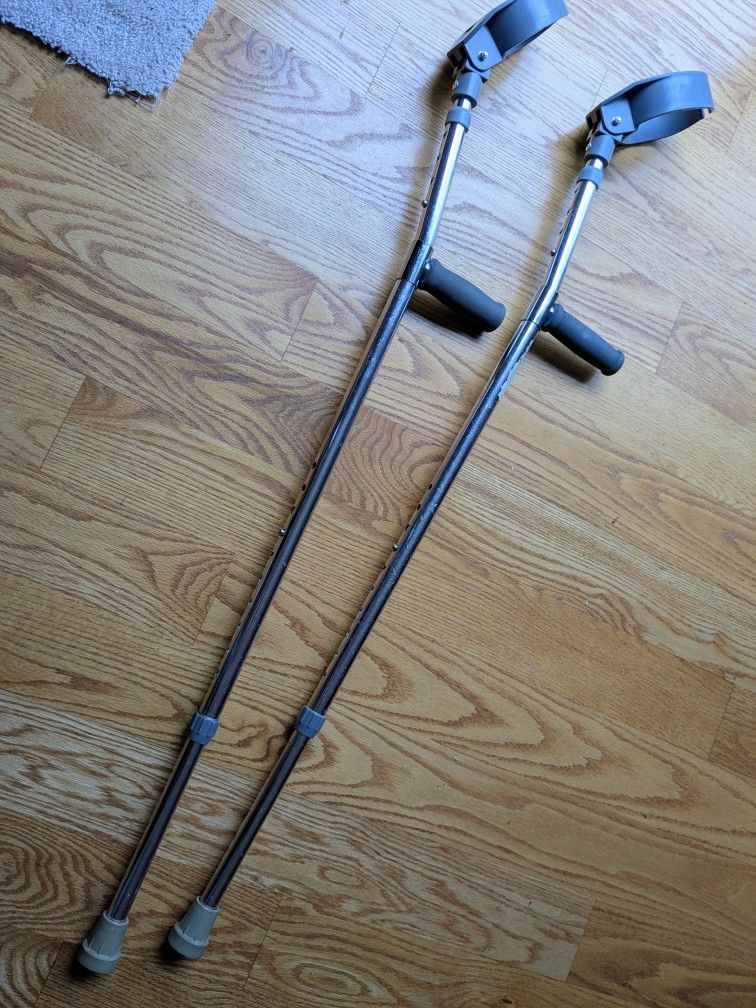 Crutches Height Adjustable 