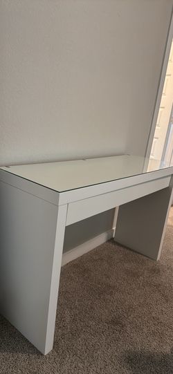 IKEA MALM DRESSING TABLE
