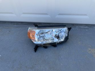Toyota 4Runner Headlight 2010-2013, Toyota 4Runner Headlamp, OEM ORIGINAL TOYOTA PART, passenger side 