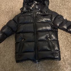 Black Moncler Maya Puffer Coat (WORKING NFC)