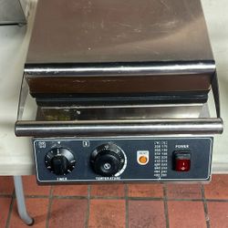 Comm Waffle Maker 