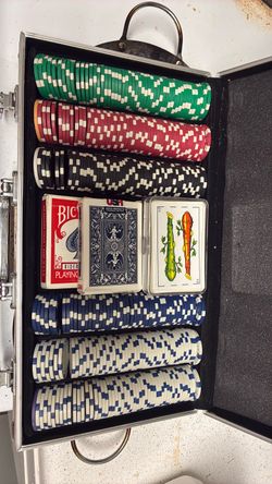 Portable Poker Chip Set