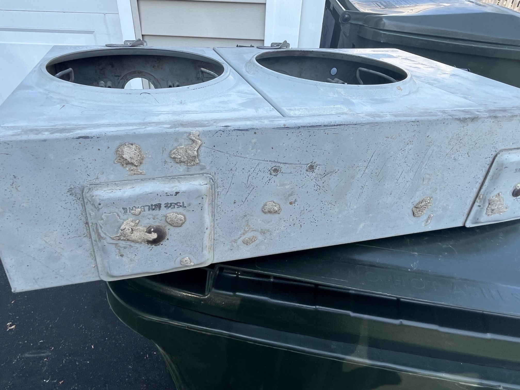 Milbank Dual meter box with 2 Sockets Series 100 G/S 200 amp