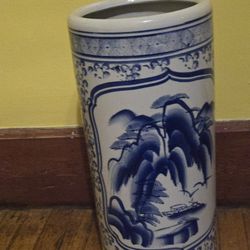 Chinese pottery white and blue vase /umbrella holder
