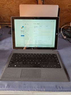 Microsoft Surface Pro 3 with Type Cover