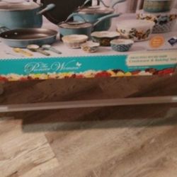 Pioneer Woman Set 90.00