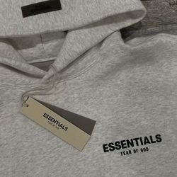 essentials hood size large