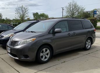 2012 Toyota Sienna