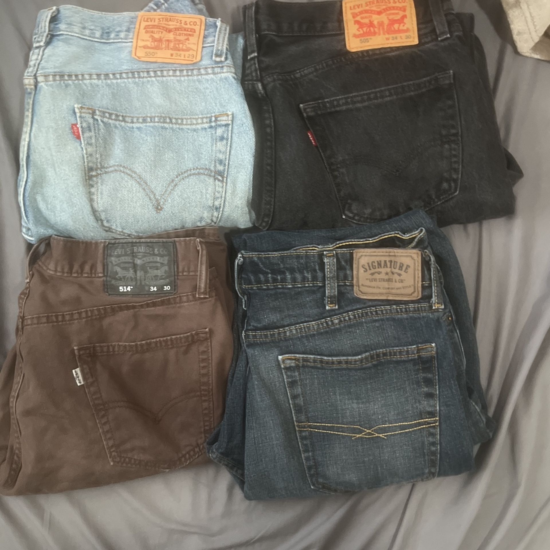 Levi pants ($5 Each)