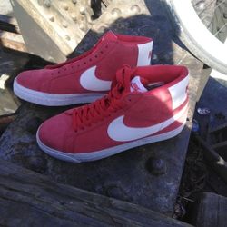 Nike SB Blazer Mid