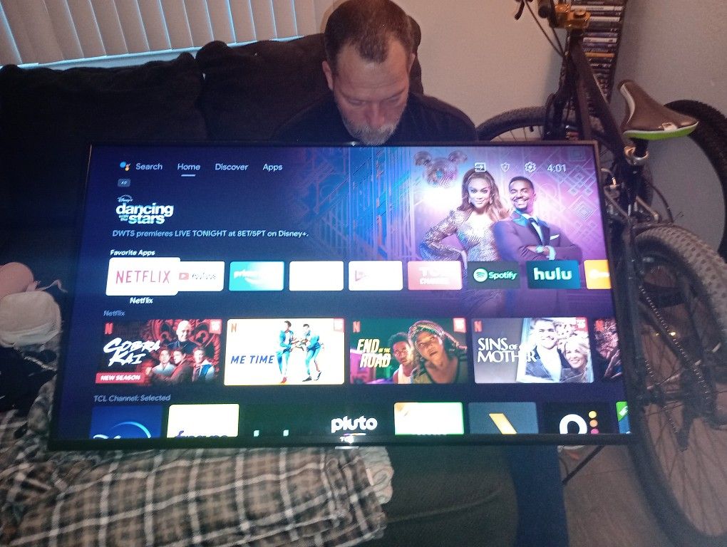 50" TCL Roku TV