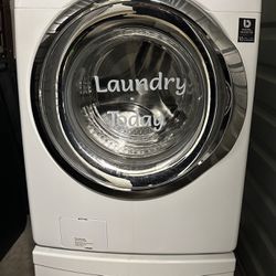 Samsung White Front Loader Washer & Dryer 